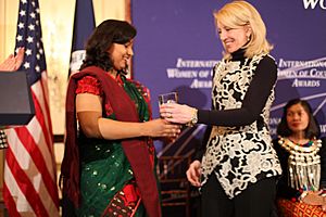 Nadia Sharmeen receiving International Women of Courage Awards, Mar 2015