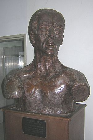 Porfirio Barba Jacob-Busto-Medellin