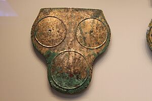 Samnite Bronze Cuirass Body Armor, South Italy, 400-300 BC (10458801043)