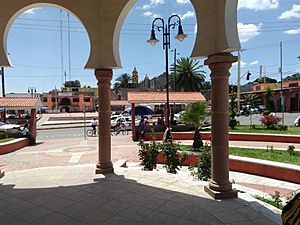 Tepexpan Main Plaza and Garden 2017