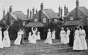 1910 Bournville Club Netball