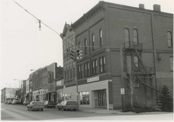 1983 south Main Downtown looking east.png