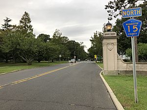 2018-09-08 18 14 54 View north along Monmouth County Route 15 (Grassmere Avenue) just south of Bridlemere Avenue-Interlaken Drive in Interlaken, Monmouth County, New Jersey