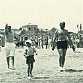 Benito e Romano Mussolini, spiaggia di Riccione 1932