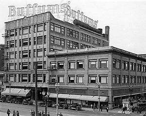 Buffums newly expanded store, 1924
