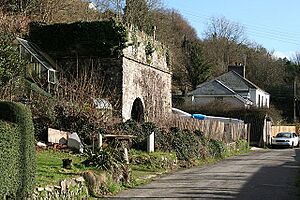 Calstock, second limekiln near the old incline - geograph.org.uk - 673408