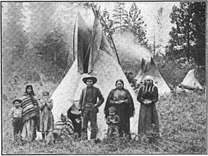 Coeur d'Alene people and tipis, Desmet Reservation, c. 1907.jpg