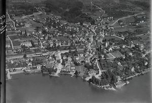 ETH-BIB-Küsnacht am Zürichsee aus 200 m-Inlandflüge-LBS MH01-001643
