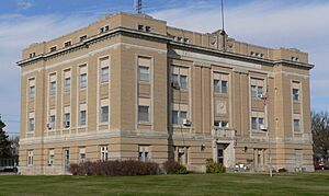 Franklin County (Nebraska) Courthouse from SE