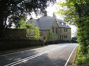House at top of Sunrising Hill - geograph.org.uk - 461651