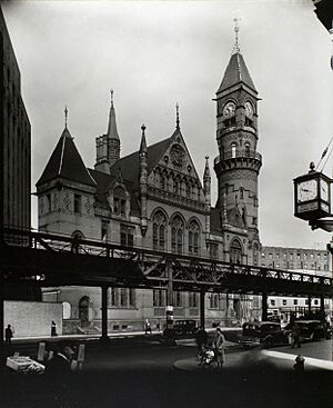 Jefferson Market Court - Berenice Abbott - 1935
