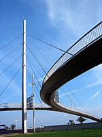 Passarel·la de les Glòries (Barcelona, Catalonia) 2005.JPG