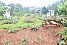 Stan Hywet Gardens (18852319249)