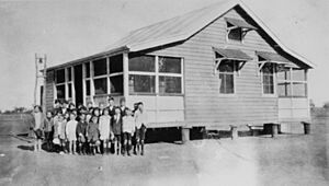 StateLibQld 1 120456 Pupils at Adavale State School, ca. 1928