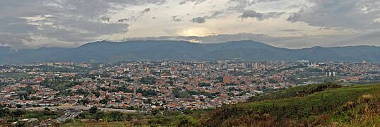 Vista parcial de San Cristóbal desde el Mirador
