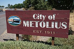 City of Metolius Welcome Sign