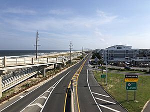 2021-09-08 15 53 56 View south along New Jersey State Route 36 (Ocean Avenue) from the pedestrian overpass at the entrance to Sandy Hook in Sea Bright, Monmouth County, New Jersey