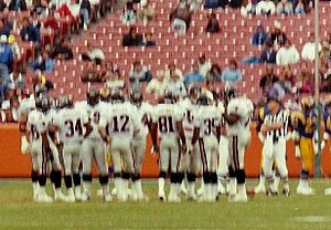 Atlanta Falcons at Los Angeles Rams 1991-12-08 - 01 (Atlanta Falcons crop)