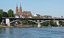Basel, de Basler Münster KGS1597 met de Wettsteinbrükce op de voorgrond IMG 1537 2022-05-15 10.17