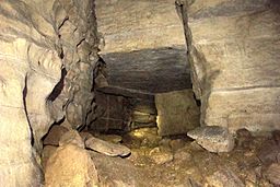 Corredor - Cueva de los Tayos.JPG