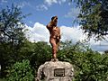 Livingstone statue2