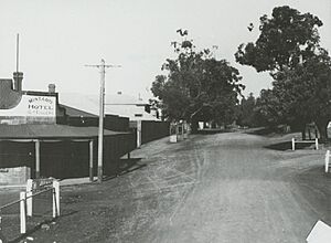 Mintaro Hotel 1938 cropped