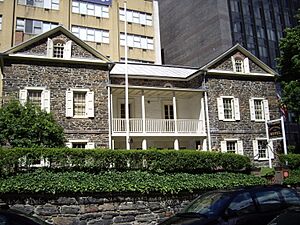 Mt-vernon-hotel-2007