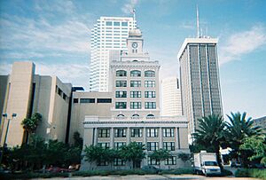 OldTampaCityHall01