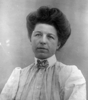 Suffragette Katherine Douglas Smith c.1910