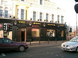 The Beehive - geograph.org.uk - 119791