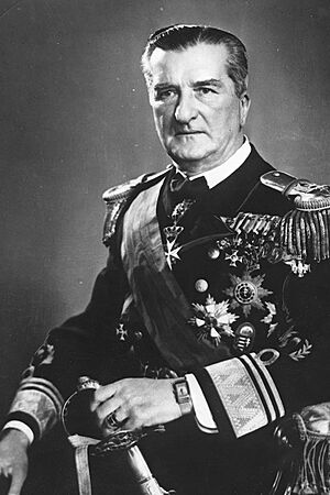 Vitéz nagybányai Horthy Miklós kormányzó.jpg