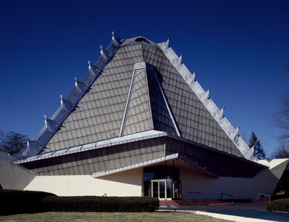 Beth Shalom Synagogue, in suburban Elkins Park, outside Philadelphia, Pennsylvania LCCN2011633569.tif