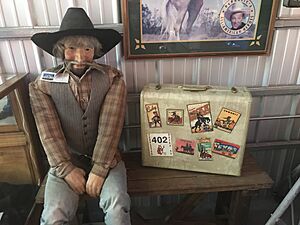 Buffalo Bill show mannequin