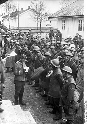 Bundesarchiv Bild 183-L03926, Drontheim, britische Kriegsgefangene