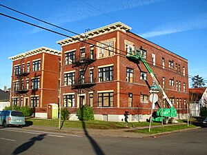 Emerson Apartments - Portland Oregon