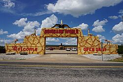Glen Rose August 2017 29 (Dinosaur World).jpg