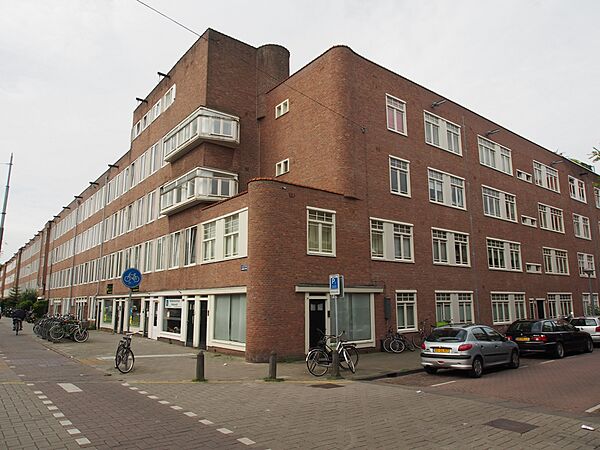 Hoofdweg hoek Willem Schoutenstraat pic4