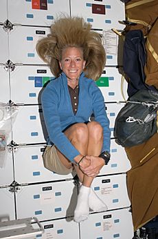 Karen Nyberg STS124 - 2008June07 (NASA S124-e007134)
