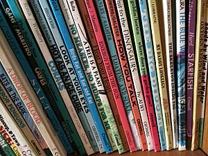 Let's-Read-and-Find-Out Science bookshelf