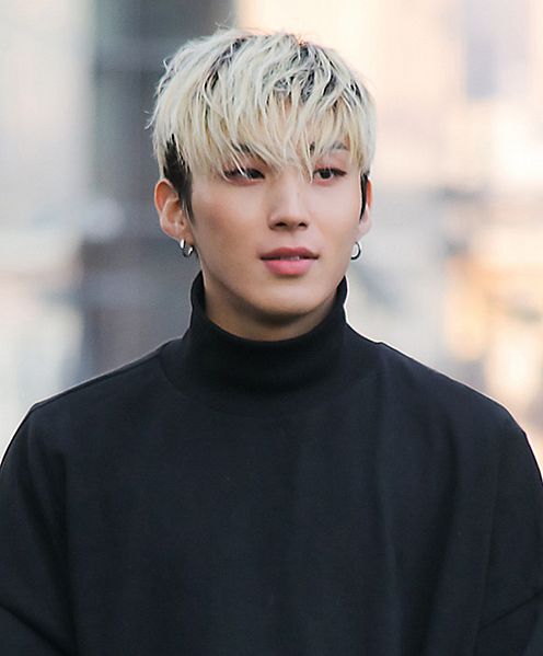 Moon Jong-up at a fan meeting in March 2017 01