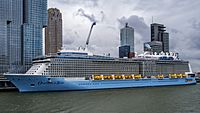 Ovation of the Seas - Nieuwe Maas - Port of Rotterdam (25843859904) (cropped).jpg