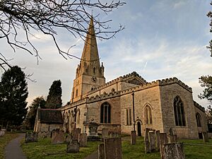 St Mary's Church, Church Street, Edwinstowe (3).jpg