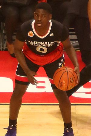 20150401 MCDAAG Jawun Evans in the halfcourt (2)