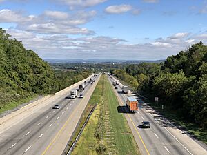 2022-09-27 11 13 21 View east along Interstate 78 from the overpass for Applebutter Road in Lower Saucon Township, Northampton County, Pennsylvania