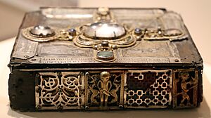 Contenitore del messale con iscrizione al 're' d'irlanda donnchad, 1030 ca., dal monastero di lorrha, co. di tipperary, 04