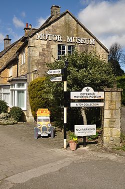 Cotswold Motoring Museum, Bourton-on-the-Water (1352).jpg