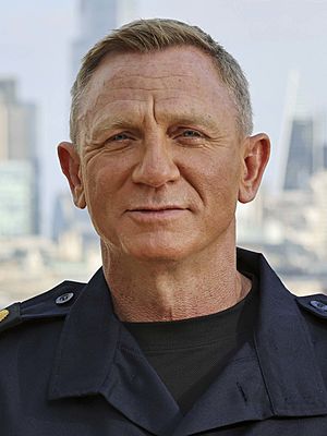 Daniel Craig in 2021.jpg