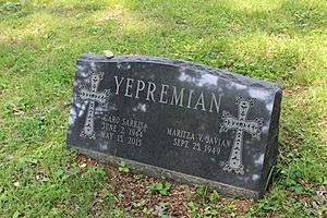 Garo Yepremian Grave in Oaklands Cemetery, West Chester, Pennsylvania. Photo taken in June 2019