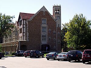 Holy Cross Abbey 01