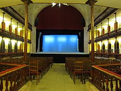 Interior Teatro Hinojosa